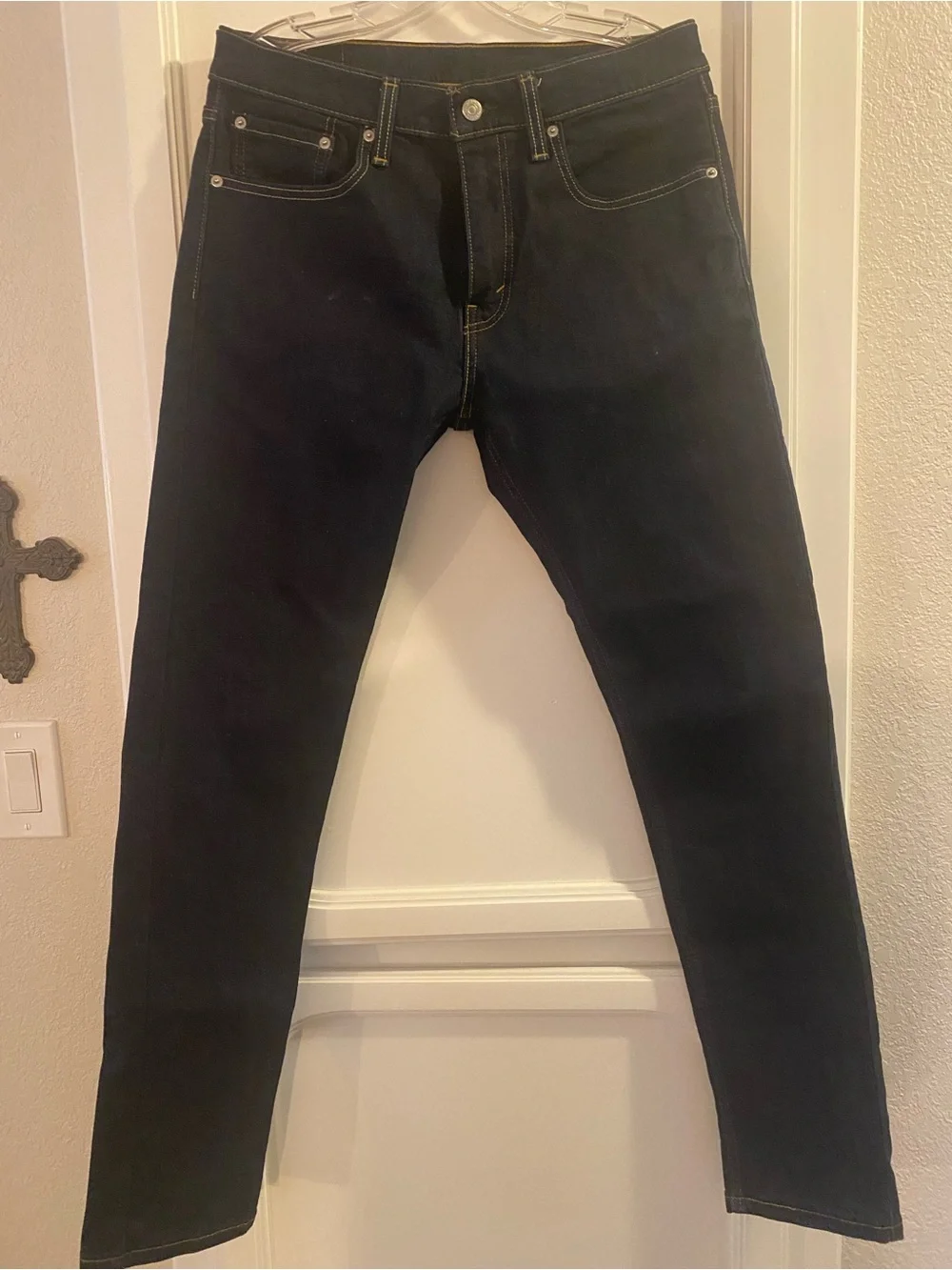 Levi's 512 Slim Men’s Dark Blue Jeans (New, never worn, no tags)
